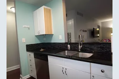 1926 Prairie Square #108, Schaumburg, IL 60173 - Photo 5