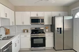 1227 Town Crest Dr, New Lenox, IL 60451 - Photo 9