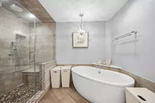 569 S Stratford Ave, Elmhurst, IL 60126 - Photo 25