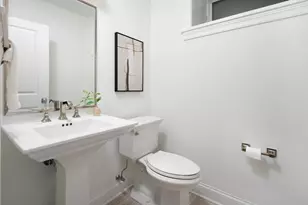 3822 N Hoyne Ave, Chicago, IL 60618 - Photo 33
