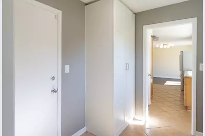 411 E Main Street, Cary, IL 60013 - Photo 11