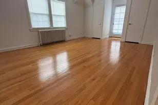 6800 N Knox Ave, Lincolnwood, IL 60712 - Photo 5