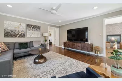 129 Sturtz Street, Barrington, IL 60010 - Photo 3