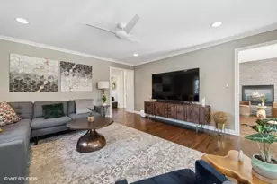 129 Sturtz St, Barrington, IL 60010 - Photo 3