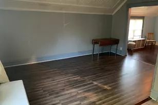 9231 S Woodlawn Ave, Chicago, IL 60619 - Photo 9