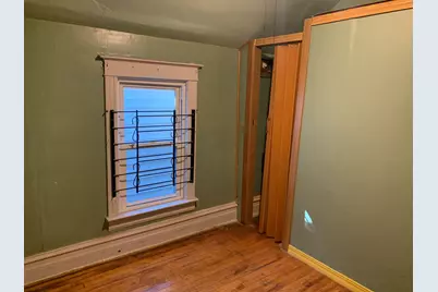 9231 S Woodlawn Avenue, Chicago, IL 60619 - Photo 13