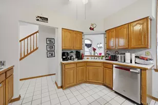 5119 Deblin Ln, Oak Lawn, IL 60453 - Photo 11