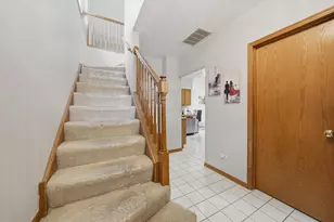 5119 Deblin Ln, Oak Lawn, IL 60453 - Photo 3
