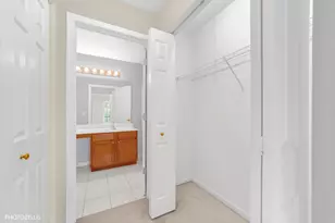 1717 Maple Ave, Hanover Park, IL 60133 - Photo 23