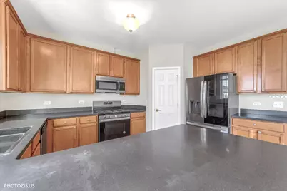 1717 Maple Avenue, Hanover Park, IL 60133 - Photo 3