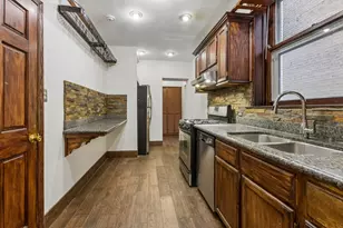 5700 N Artesian Ave, Chicago, IL 60659 - Photo 9
