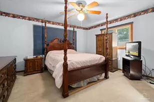1810 Pratt Ave, Des Plaines, IL 60018 - Photo 15
