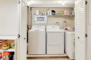 4039 N Harding Ave, Chicago, IL 60618 - Photo 29