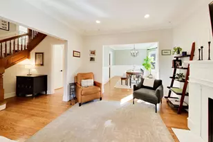 4039 N Harding Ave, Chicago, IL 60618 - Photo 5