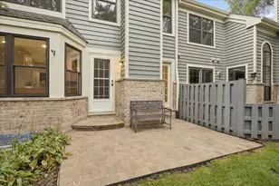 11458 Ashley Woods Dr, Westchester, IL 60154 - Photo 29