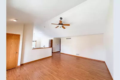 1823 Kingsbury Road, Washington, IL 61571 - Photo 3