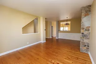 1905 Concord Dr, McHenry, IL 60050 - Photo 5