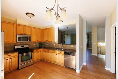 1905 Concord Drive, McHenry, IL 60050 - Photo 9