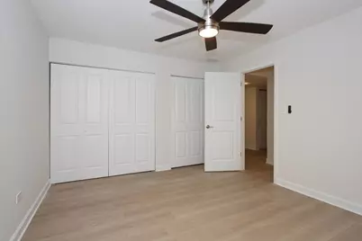 671C Old Barn Road, Lake Barrington, IL 60010 - Photo 17