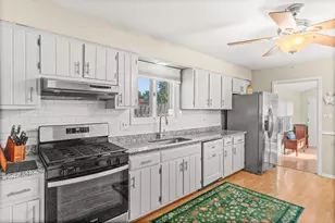 391 N Kramer Ave, Lombard, IL 60148 - Photo 7