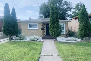 1023 W 108th St, Chicago, IL 60643 - Photo 1