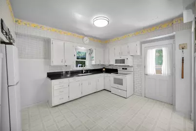 207 Sophia Street, West Chicago, IL 60185 - Photo 13