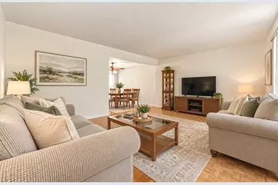 17W678 Kirkland Lane, Villa Park, IL 60181 - Photo 7