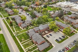 17W678 Kirkland Ln, Villa Park, IL 60181 - Photo 33