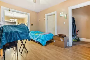 639 W 48th St, Chicago, IL 60609 - Photo 3