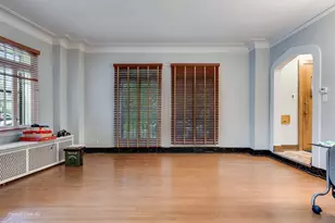 2701 W Farwell Ave, Chicago, IL 60645 - Photo 5