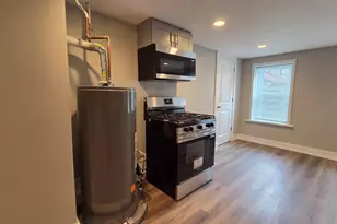 2235 W 21st Pl, Chicago, IL 60608 - Photo 9