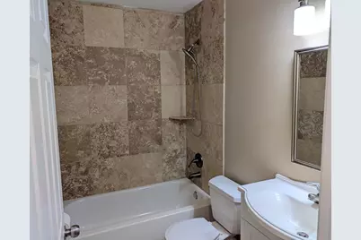103 Marble Hill Court #B2, Schaumburg, IL 60193 - Photo 19