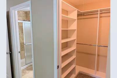 103 Marble Hill Court #B2, Schaumburg, IL 60193 - Photo 9