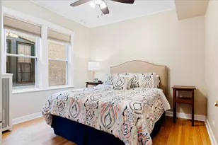 5523 W Pensacola Ave, Chicago, IL 60641 - Photo 17