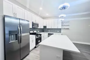 5549 N Lincoln Ave, Chicago, IL 60625 - Photo 13