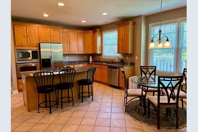 3898 Linneman Street, Glenview, IL 60025 - Photo 5