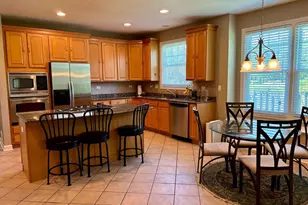 3898 Linneman St, Glenview, IL 60025 - Photo 5