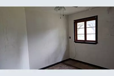 1610 W McCord Street, Centralia, IL 62801 - Photo 9