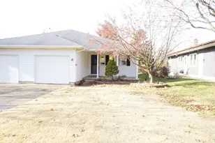 280 S E Ave, South Elgin, IL 60177 - Photo 1