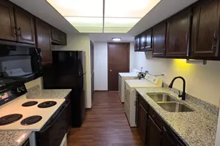 1 Stony Creek Dr, Palos Hills, IL 60465 - Photo 9