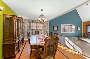 1345 Edmonds Ave, New Lenox, IL 60451 - Photo 7