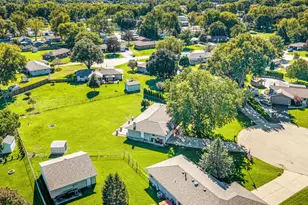 8523 Terrang Ct, Machesney Park, IL 61115 - Photo 45