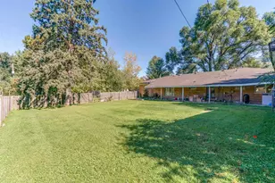 6703 Hawthorne Dr, Cary, IL 60013 - Photo 19