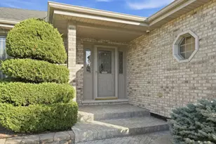2896 Tanaga Basin, New Lenox, IL 60451 - Photo 5