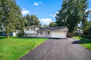 23949 S Green Heron Dr, Channahon, IL 60410 - Photo 1