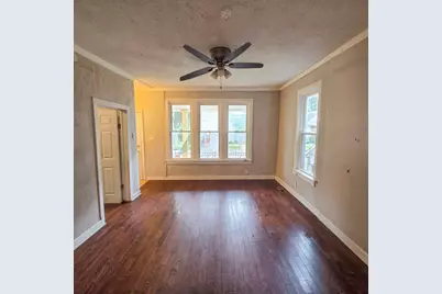 11566 S Lafayette Avenue, Chicago, IL 60628 - Photo 5