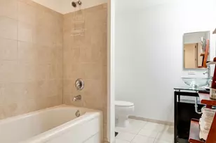 225 S Sangamon St, Chicago, IL 60607 - Photo 19