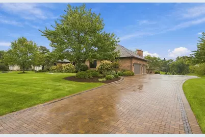 955 Livingston Lane, Inverness, IL 60010 - Photo 7
