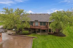 955 Livingston Ln, Inverness, IL 60010 - Photo 13