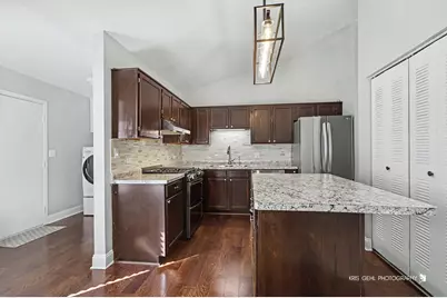 714 Dartmouth Drive, Island Lake, IL 60042 - Photo 3